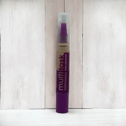 essence Multitask Flüssig-Korrektor Farbton 05 - Hochpigmentierter Concealer - Gesicht Concealer, kaschiert zuverlässig Hautunreinheiten wie Augenringe und Rötungen für ein makelloses Finish.