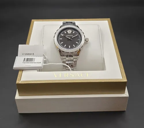 Versace V12020015 Hellenyium Damen Uhr 35mm - Elegant in Silber/Schwarz - Damenuhren mit hochwertigem Edelstahlgehäuse, kratzfestem Saphirglas und wasserdicht bis 5 ATM – ideal für stilvolle Auftritte im Alltag.