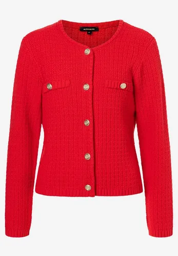 More & More Cardigan in Rot - Größe 44 - Stylischer Cardigan mit Rundhalsausschnitt und Knopfleiste. Ideal für vielseitige Outfits und angenehm zu tragen. Perfekt für jeden Anlass!