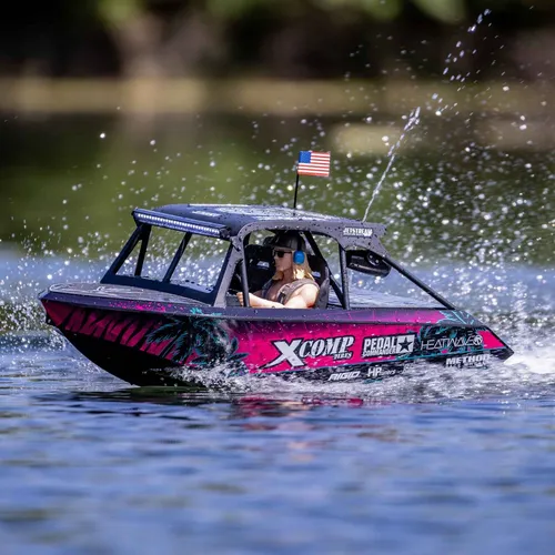 RC Speed Jet Boot 24" RTR 1:6 Shreddy von Proboat - RC Modellbau Boot von Proboat, beeindruckende Geschwindigkeit und wendige Manövrierfähigkeit für aufregende Wasserabenteuer.