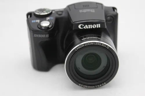 Canon PowerShot SX500 IS schwarz - Kompaktkamera mit 30x optischem Zoom und 16,1 MP Auflösung, ideal für detailreiche Aufnahmen und vielseitige Fotografie.