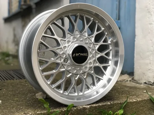 LS 7 5x15 Alufelgen 4x100 ET25 MB57 0 - Alufelgen mit hochwertiger Verarbeitung, ideal für eine sportliche Optik und verbesserte Fahrdynamik.