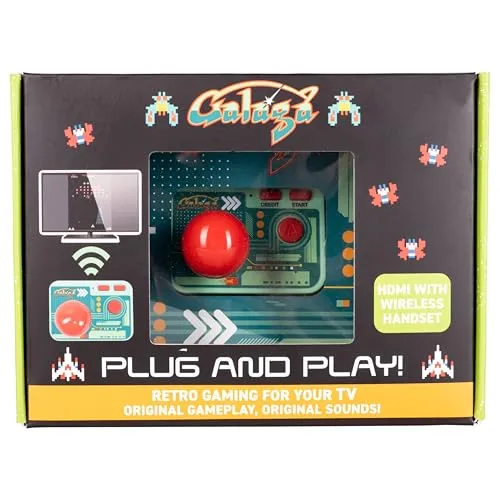 Galaga Plug and Play – Retro Arcade Erlebnis - Erlebe den Kultklassiker Galaga mit diesem Plug & Play-Set! Einfach an den Fernseher anschließen und mit dem kabellosen Joystick in spannende Weltraumschlachten eintauchen. Perfekt für nostalgische Spielabende!