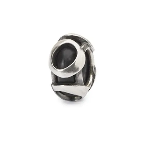 TROLLBEADS O Spacer TAGBE-10224 aus Silber - Eleganter Spacer-Anhänger aus 925er Sterlingsilber, ideal für das kreative Gestalten von Armbändern. Hochwertige Verarbeitung aus Dänemark.