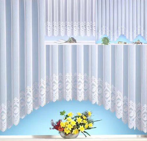 Weckbrodt Gardine Homburg - Halbtransparente Jacquard-Gardine - Fertiggardinen mit einer Breite von 300 cm und einer Höhe von 145 cm, ideal für stilvolle Fensterdekorationen. Die strukturierte Oberfläche und das florale Muster schaffen eine elegante Atmosphäre.