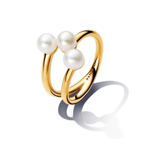 Pandora Fingerring mit Süßwasser-Zuchtperlen Goldfarben - Fingerring aus der Pandora Essence Kollektion, goldplattiert und oxidationsgeschützt, verziert mit drei eleganten Süßwasser-Zuchtperlen für einen zeitlosen Look.