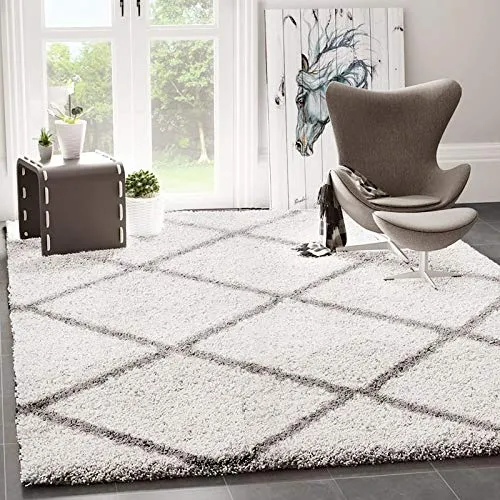 VIMODA Hochflor Teppich 150 cm Quadrat - Skandinavisches Rautenmuster - Der VIMODA Hochflor Teppich bringt Wärme und Stil in Ihr Zuhause. Mit 30 mm Florhöhe, pflegeleicht und ideal für alle Innenräume, sorgt er für ein gemütliches Ambiente.