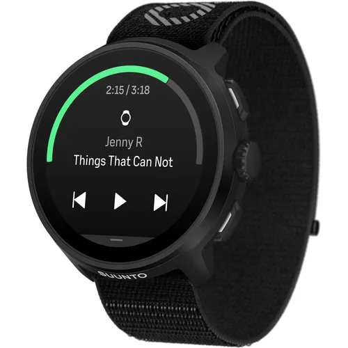 Suunto Run GPS Uhr - Leichte GPS-Laufuhr in Schwarz - Höhenmesser mit AMOLED-Display und langer Akkulaufzeit, ideal für Läufer, die Wert auf Funktionalität und Komfort legen.