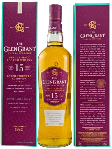 Glen Grant 15 Years Scotch Whisky in Geschenkbox - Edler 15 Jahre alter Scotch Whisky mit 43% Vol., perfekt zum Verschenken und Genießen, in eleganter Geschenkbox.