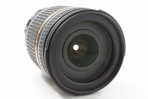 Tamron 18-270 F/3.5-6.3 PZD VC für Nikon - Vielseitiges Teleobjektiv - Objektive für Nikon mit einer beeindruckenden Brennweite von 18-270 mm, ideal für kreative Fotografie und vielseitige Anwendungen.
