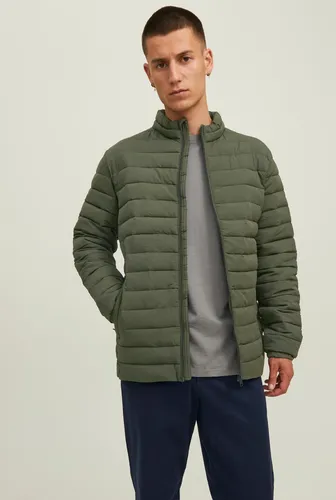 JACK&JONES JJERECYCLE PUFFER COLLAR Herren Jacke, Einfarbig Grün S - Funktionsjacken aus 100% recyceltem Polyester, winddicht und ideal für Outdoor-Aktivitäten. Bequemer Regular Fit mit elastischen Armabschlüssen und praktischen Reißverschlusstaschen.