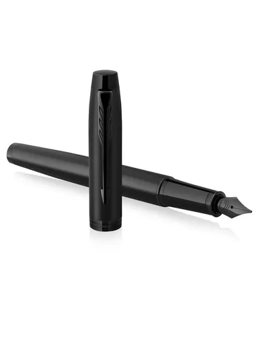 Parker IM Achromatic Füllfederhalter - Schwarzmatt, elegantes Design und präzise Schreibe für stilvolle Notizen
