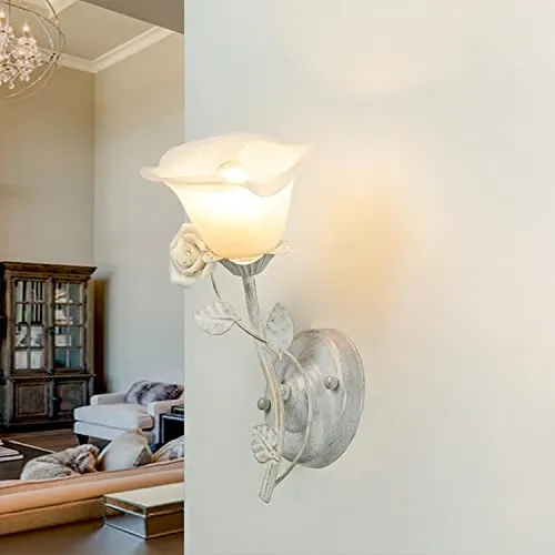 Licht-Erlebnisse Wandleuchte Shabby Blumen Creme Weiß Landhaus - Florale Wandleuchte im Shabby Chic mit romantischem Design, ideal für Wohnzimmer, Schlafzimmer oder Flur. Individuelle Leuchtmittelwahl für stimmungsvolle Beleuchtung.
