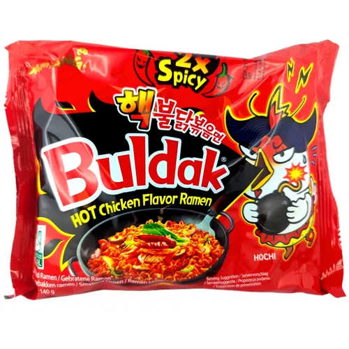 SamYang Buldak 2x Spicy Hot Chicken Flavour Ramen 140g - Limitierte Edition der beliebten Instant Ramen mit intensivem Geschmack und feuriger Schärfe, ideal für schnelle und köstliche Mahlzeiten.