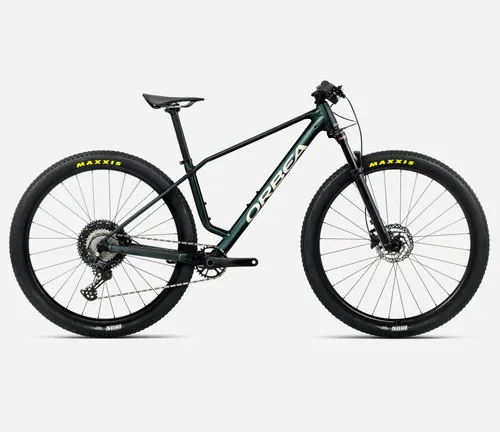 Alma h30 29 12v 100mm Espace Grün / Ivory Weiß 2026 Orbea Mountain Bike - Unisex Mountain Bike in stylischem Grün und Ivory Weiß, ideal für Abenteuer in der Natur und optimalen Fahrkomfort.