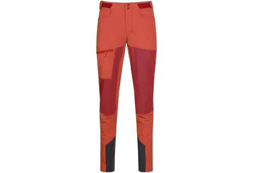 Bergans Cecilie Mountain Softshell Pants für Damen - Die strapazierfähige Cecilie Mountain Softshell Pants von BERGANS kombiniert atmungsaktives Material mit verstärkten Knien für optimalen Schutz. Ideal für Outdoor-Abenteuer und aktive Tage.
