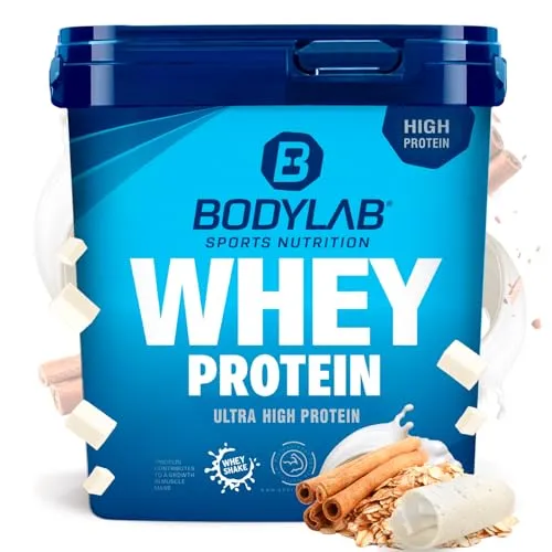 Bodylab24 Whey Protein Pulver - Cinnamon Cereal White Chocolate, 2kg - Molkenproteine mit bis zu 80% Eiweißgehalt, ideal für Muskelaufbau und Fitness. Perfekte Löslichkeit in Milch und Wasser, ohne Aspartam und künstliche Konservierungsstoffe.