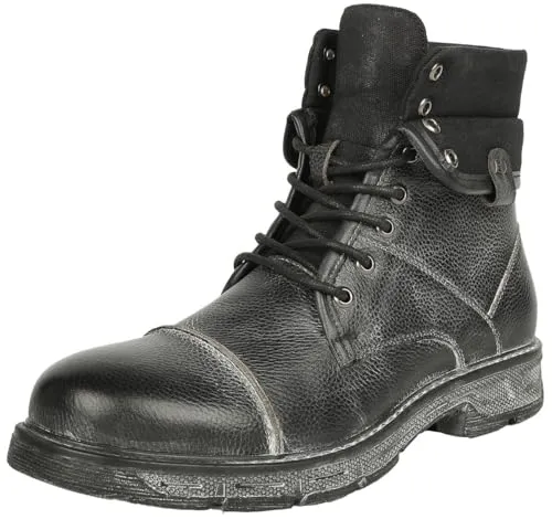 Black Premium by EMP Herren Used-Look Boots EU45 - Robuste schwarze Boots im Used-Look von Black Premium by EMP mit 3,5 cm Absatzhöhe und 15 cm Schafthöhe. Individuell anpassbare Schnürung für perfekten Sitz – ideal für rockige Outfits.
