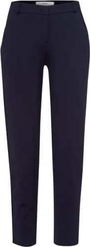 BRAX Feel Good Style Maron S Navy 46L - Moderne Chinohose im Regular Fit, gefertigt aus hochwertigem Viskose-Mix. Die feine Jerseyqualität und dekorativen Teilungsnähte bieten Stil und Komfort für jeden Anlass.