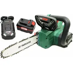 Parkside Akku-Kettensäge 20V PKSA 20-Li D4 - Kettensäge mit 10" Schwert und 23 cm Schnittlänge, ideal für kabelloses Sägen. Ausgestattet mit Rückschlagbremse und ergonomischem Griff für sicheren Komfort.