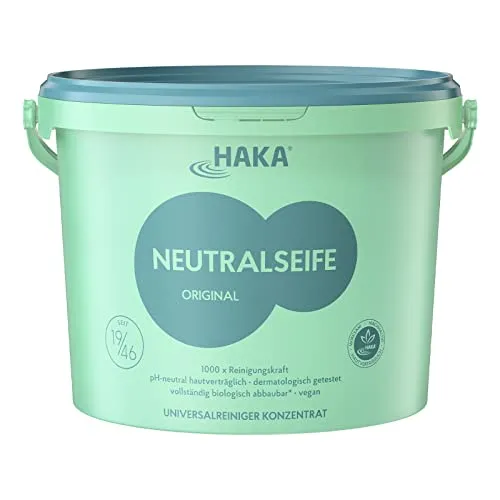 HAKA Allesreiniger Neutralseife Original, 5L - Ökologischer Universalreiniger - Reinigungsmittel für alle Oberflächen im Haushalt, vegan und 100% biologisch abbaubar. Sanft zur Haut, ideal für Allergiker und Haustiere. Reicht für ca. 1000 Anwendungen.