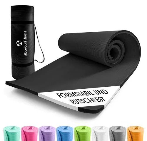 DoYourFitness x World Fitness | Yogamatte "Yamuna" 183x61x1,5cm | Rutschfest & pflegeleicht - IDEALE YOGAMATTE FÜR EINSTEIGER: Die #DoYourFitness Matte aus hochwertigem NBR-Schaumstoff bietet perfekten Halt und Komfort beim Training. Kompakt und leicht transportierbar, perfekt für Yoga, Pilates und Fitness zuhause oder im Studio.