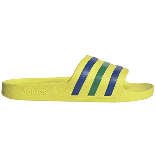 adidas Sportswear AQUA ADILETTE Badesandale Badelatschen, World Cup Nations Pack, Gelb 39 1/3 EU - Sportliche Badesandale in lebhaftem Gelb, ideal für den Einsatz am Strand oder im Schwimmbad. Bequem und leicht für den perfekten Sommerlook.