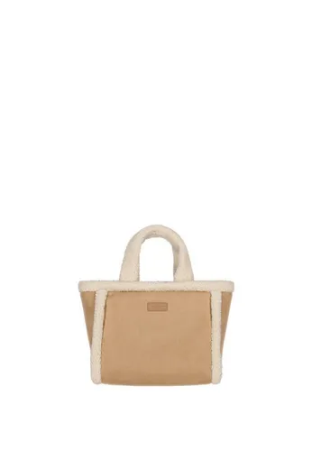 Barts Handbag 'Aedey' in Hellbraun mit Logo-Patch - Stylische Handtasche von Barts mit Kunstfellbesatz und praktischem Innenfach. Flexibel tragbar dank Schulterriemen und Tragehenkel – ideal für den täglichen Einsatz.