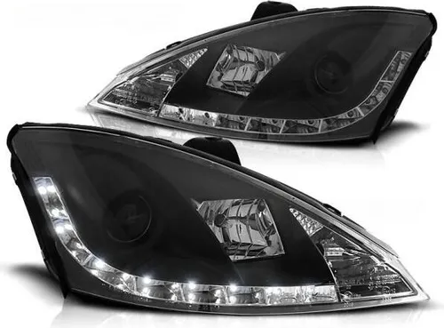 LED Tagfahrlicht Scheinwerfer für Ford Focus MK1 Facelift 01-04 Schwarz - Frontscheinwerfer mit LED Tagfahrlicht-Optik, kompatibel mit Ford Focus 1 Facelift, einfache Montage und E-Prüfzeichen für zulässigen Betrieb.