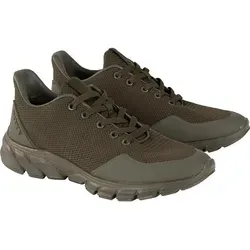 Fox Fishing Angelstiefel Trainers Olive Größe 45 - Bequeme olivegrüne Angelstiefel für entspannte Freizeitaktivitäten. Mit verstärktem Zehen- und Fersenbereich sowie leichter, griffiger Laufsohle – ideal für den Einsatz am Wasser.