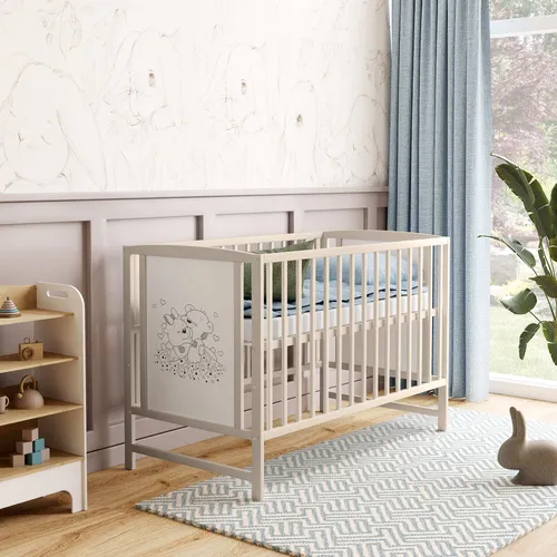 Baby-Delux Babybett Gitterbett Mia 60x120 Taupe mit Bärchen Motiv höhenverstellbar inkl. Kokos-Buchweizen Matratze