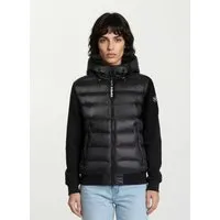True Prodigy Übergangsjacke Atos F - Die Übergangsjacke Atos F für Damen vereint stilvolles Design mit hohem Tragekomfort. Ideal für den Alltag und vielseitig kombinierbar – perfekt für wechselhaftes Wetter.