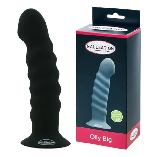 Malesation Olly Big Black Dildo - Groß und Schwarz - Unisex Dildo aus hochwertigem Silikon, ideal für kreative Abenteuer. Das Designerstück überzeugt durch seine ansprechende Form und vielseitige Einsatzmöglichkeiten.