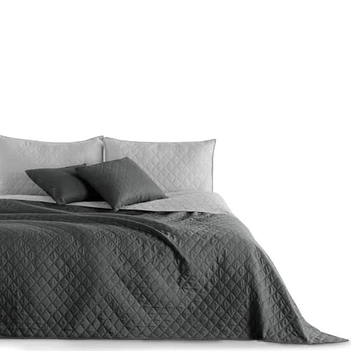 DecoKing Tagesdecke 200 x 220 cm - Graphit Anthrazit Grau Silber - Zweifarbige, beidseitig gesteppte Tagesdecke aus pflegeleichtem Polyester. Ideal als Bettüberwurf, Sofadecke oder sogar Picknickdecke - vielseitig und hautfreundlich.