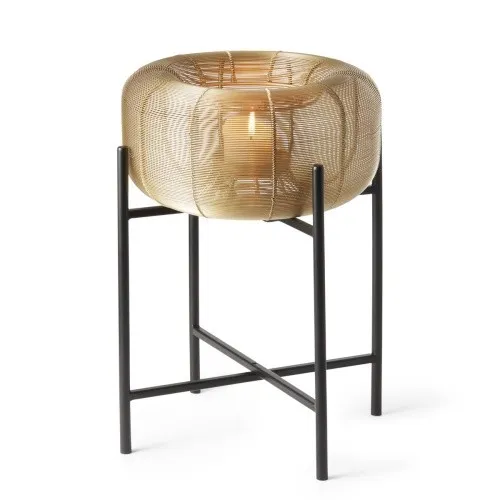 Philippi Design Windlicht BALZAC mit Ständer – Messing, 46 cm - Elegantes Windlicht BALZAC mit stilvollem Ständer aus pulverbeschichtetem Stahl. Das raffinierte Drahtgeflecht sorgt für ein schönes Schattenspiel und bringt eine schwebende Optik in Ihr Zuhause.