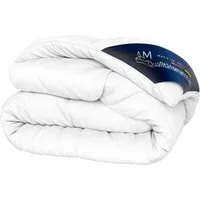 Daunendecke 155x220 cm – Winterdecke von AM Qualitätsmatratzen - Bettdecken für alle Zimmer, 100% Daunenfüllung für optimale Wärme, allergikergeeignet und waschmaschinen- sowie trocknergeeignet – ideal für gemütliche Nächte.