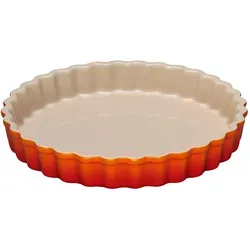 LE CREUSET Tarte-Form 24cm Ofenrot - Backformen: Hochwertige Steinzeugform, ideal für köstliche Tarts, die auch in der Mikrowelle verwendet werden kann. Handlich und beständig für Ihr perfektes Backerlebnis.