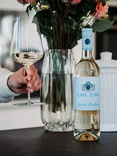 Carl Jung Cuvée Weiß trocken alkoholfrei 750 ml - 6 Stk. - Alkoholfreier Weißwein, trocken und frisch, ideal für Schorlen und perfekt für Weinliebhaber, die den herben Geschmack schätzen. Vegan und leicht säurebetont.