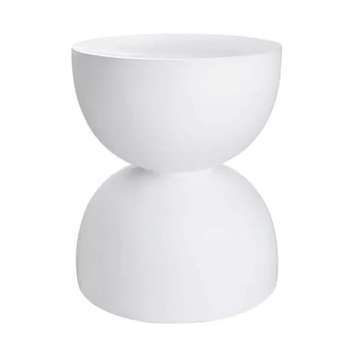 BUTLERS ARTISTA Beistelltisch und Hocker in Weiß – Moderner Kunststein - Vielseitiger Beistelltisch und Hocker aus hochwertigem Kunststein, belastbar bis 120 kg. Ideal für kleine Räume und drinnen oder draußen einsetzbar. Perfekt für einen minimalistischen Look in deinem Zuhause.