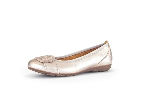 Gabor 4.163.62 Ballerina in Gold für Damen - Elegante Ballerina in Gold aus metallisiertem Leder, gepolsterte Innensohle für höchsten Komfort und ideal für lässige Anlässe.