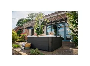 MSpa Oslo Whirlpool Outdoorpool Swim Spa mit LED & UVC, Modell 2025 - Außenwhirlpool mit App- und Wifi-Steuerung, ideal für entspannende Stunden im Freien.