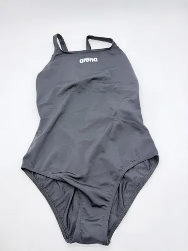 arena Women's Team Swimsuit Swim Pro Solid Gr. 38 Black-White - Bademode für Damen, mit UV-Schutz und komfortablen Trägern, ideal für Training und Wettkämpfe.