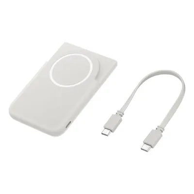 SAMSUNG Magnet Wireless Powerbank 5.000 mAh Schwarz - Praktische Magnet Wireless Powerbank mit 5.000 mAh für schnelles kabelloses Laden. Ideal für unterwegs, mit integriertem Ständer für komfortables Streaming im Hoch- und Querformat.