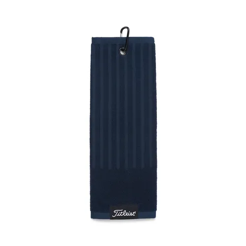 Titleist Trifold Cart Towel Navy - Hochwertiges Golfhandtuch mit stilvollem Design und praktischen Funktionen. Bietet maximale Saugfähigkeit und ist ideal für den Einsatz auf dem Golfplatz. Durch den großen Schlitz passt es bequem über Schlägerköpfe.