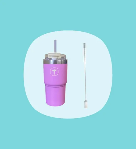 Tupperware® Big T Tumbler 630 ml rosa mit Trockenhalmbürste - Praktischer Big T Tumbler in Rosa für 630 ml Flüssigkeit, ideal für unterwegs. Inklusive Trockenhalmbürste für einfache Reinigung. Perfekt für jeden Tag! Der ideale Begleiter für Getränke.