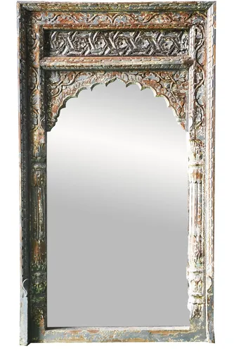 Orientalischer Vintage Wandspiegel Inara Grau - Eleganter Wandspiegel aus hochwertigem Mango Holz, ideal für stilvolle Akzente in Ihrem Zuhause. Maße: 72 x 122 cm, kein Montageaufwand nötig.