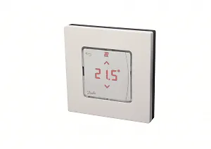 Danfoss Icon Aufputz 24V Thermostat 088U1055 - Präziser Raumtemperaturregler für effiziente Heizungssteuerung, mit Display und einfacher Bedienung. Ideal für die Aufputzmontage.