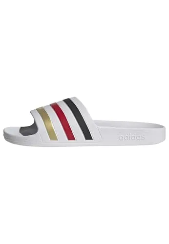 adidas Unisex Adilette Aqua Slides, ftwr white/core black/gold met., 44.5 EU - Bequeme Slip-On Badeschuhe mit weichem Cloudfoam Fußbett für hohen Tragekomfort. Ideal für den Einsatz am Pool oder Strand. Schnelltrocknendes Material sorgt für ein angenehmes Tragegefühl.