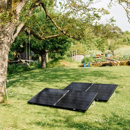 Balkonstrom Balkonkraftwerk 900 Watt - Komplettset Bifazial - Balkonkraftwerk mit 2 bifazialen Solarmodulen (900 W) und WLAN-Wechselrichter für maximale Effizienz und Erträge. Ideal für umweltbewusste Gartenbesitzer.