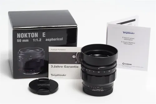 Voigtländer Nokton 50mm f/1,2 asphärisch für Sony FE-Mount - Kameraobjektiv mit außergewöhnlicher Lichtstärke für kreative Fotografie und beeindruckende Hintergrundunschärfe.